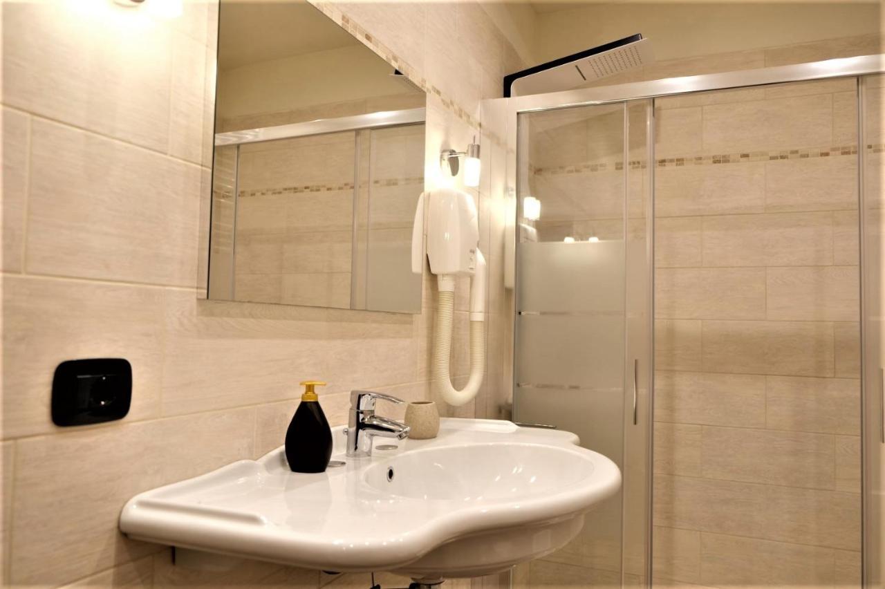 Wine Apartments Florence Chianti Classico Екстер'єр фото