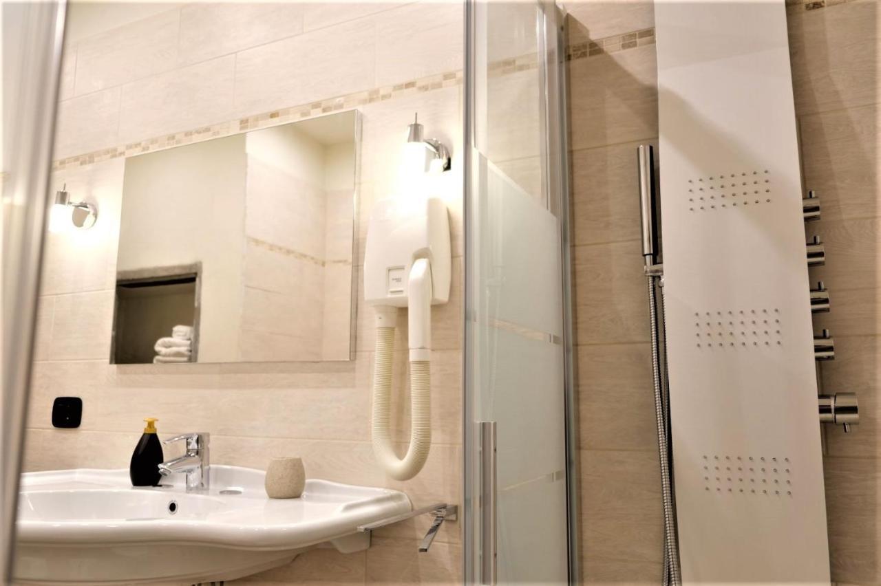 Wine Apartments Florence Chianti Classico Екстер'єр фото